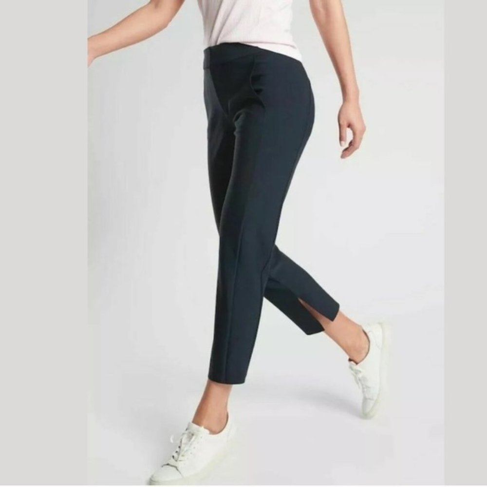 Athleta | Stellar Crop Trouser Pants Navy Size 2